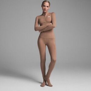 The North Face x Skims refina legging. New without tags